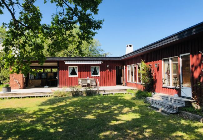 Ferienhaus in Löttorp - Gemütliches Ferienhaus nahe am Meer und feinen Sandstränden östlich von Löttorp | SE04047