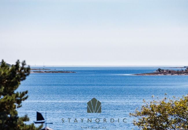 Ferienhaus in Karlskrona - Schönes Haus mit Panoramablick auf das Meer im schönen Hasslö außerhalb von Karlskrona | SE05069