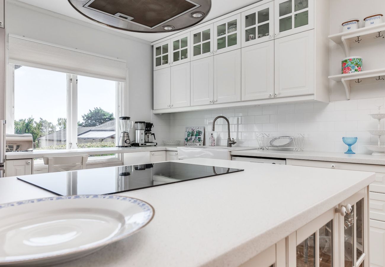 Ferienhaus in Hasslö - Schönes Haus mit Panoramablick auf das Meer im schönen Hasslö außerhalb von Karlskrona | SE05069