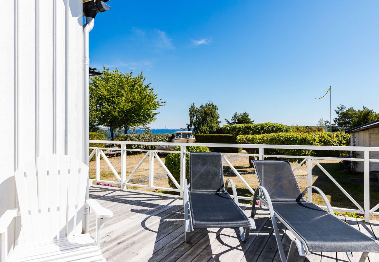 Ferienhaus in Hasslö - Schönes Haus mit Panoramablick auf das Meer im schönen Hasslö außerhalb von Karlskrona | SE05069