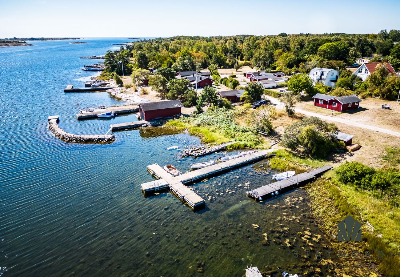 Ferienhaus in Hasslö - Schönes Haus mit Panoramablick auf das Meer im schönen Hasslö außerhalb von Karlskrona | SE05069