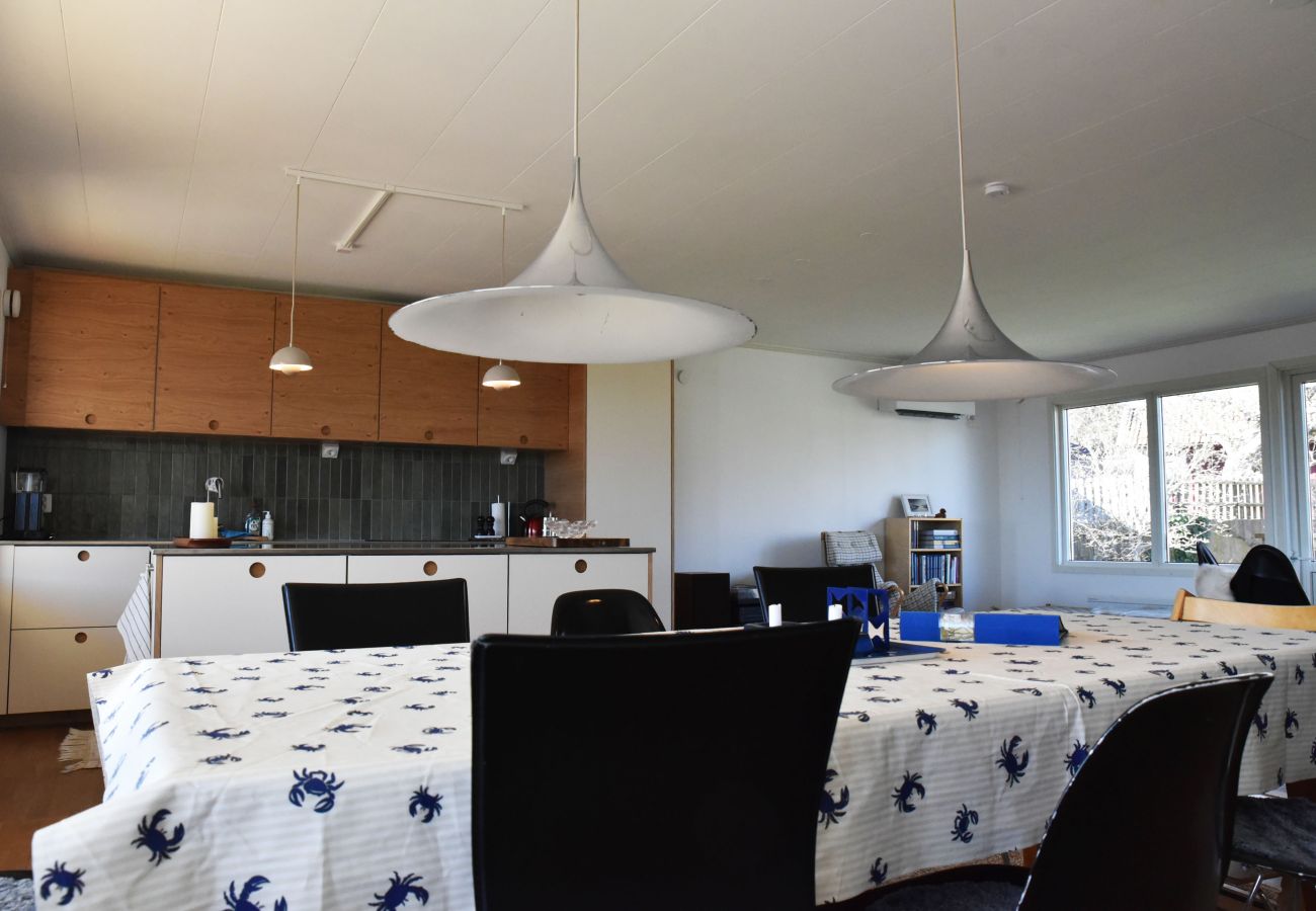 Ferienhaus in Hunnebostrand - Geräumige Villa im Zentrum von Hunnebostrand | SE09077