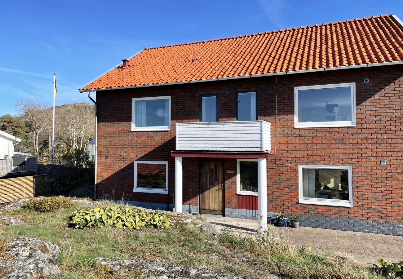 Ferienhaus in Rönnäng - Große Villa mit Meerblick in Rönnäng | SE09078