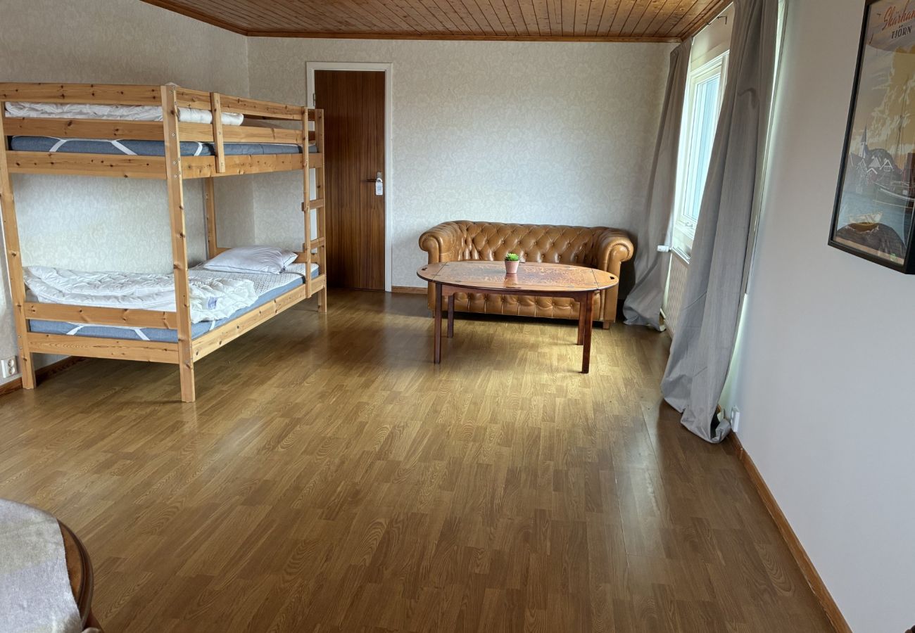 Ferienhaus in Rönnäng - Große Villa mit Meerblick in Rönnäng | SE09078