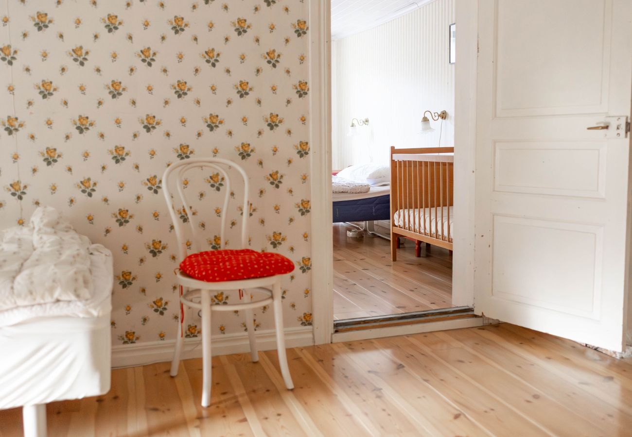 Ferienhaus in Marieholmsbruk - Familienfreundliches Ferienhaus am See in Småland – perfekt für große Gruppen   SE06078