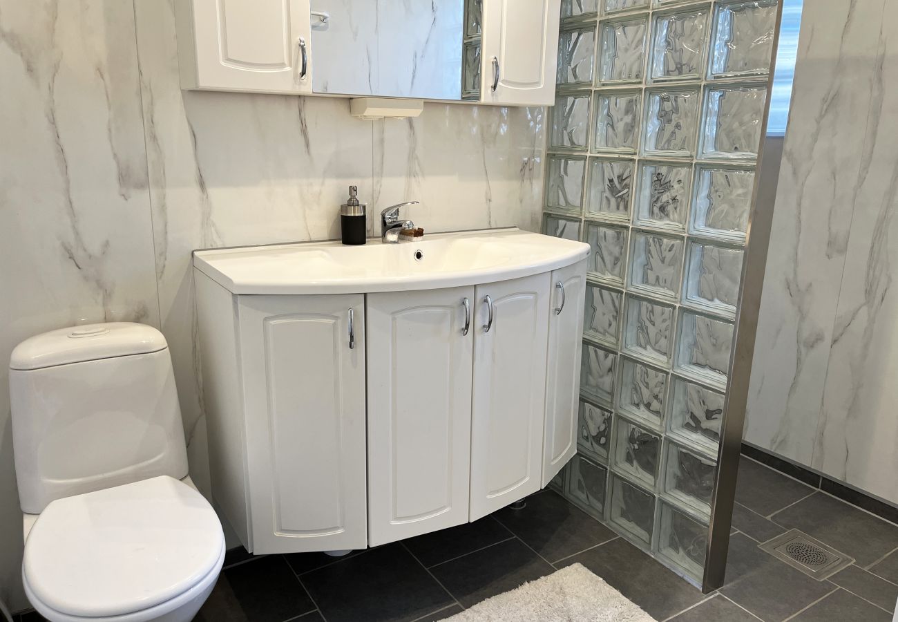 Ferienhaus in Storebro - Große schöne Villa mit Pool in Storebro | SE05079