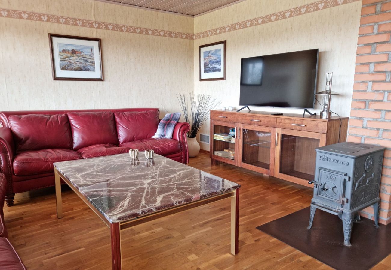 Ferienhaus in Ellös - Großes Ferienhaus nahe Hälleviksstrand – ideal für Familien | SE09105