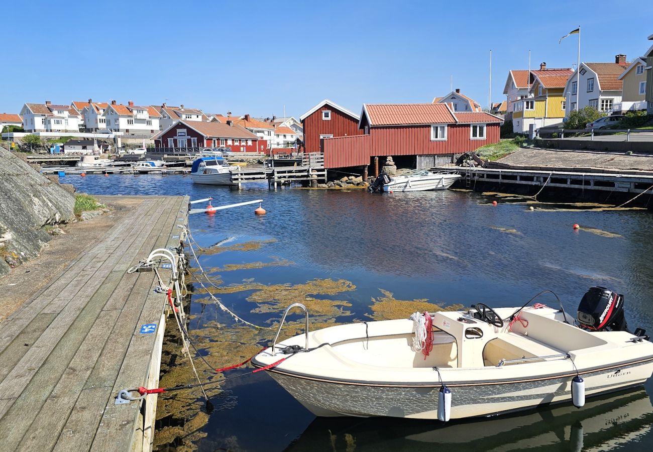Ferienhaus in Ellös - Großes Ferienhaus nahe Hälleviksstrand – ideal für Familien | SE09105