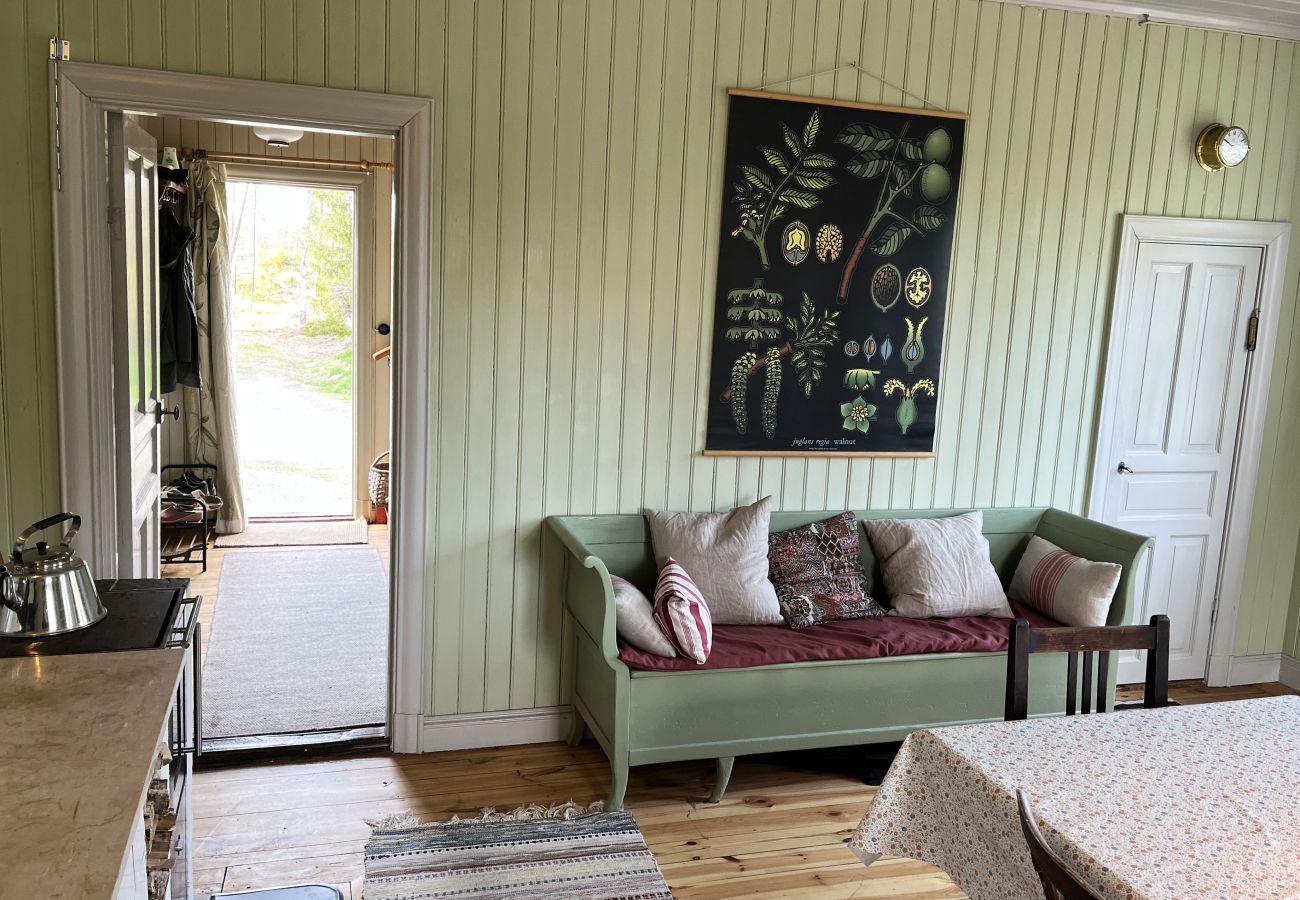 Ferienhaus in Julita - Sommerhaus mit Alleinlage in Julita    SE14028