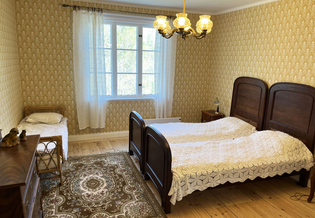 Ferienhaus in Julita - Sommerhaus mit Alleinlage in Julita    SE14028