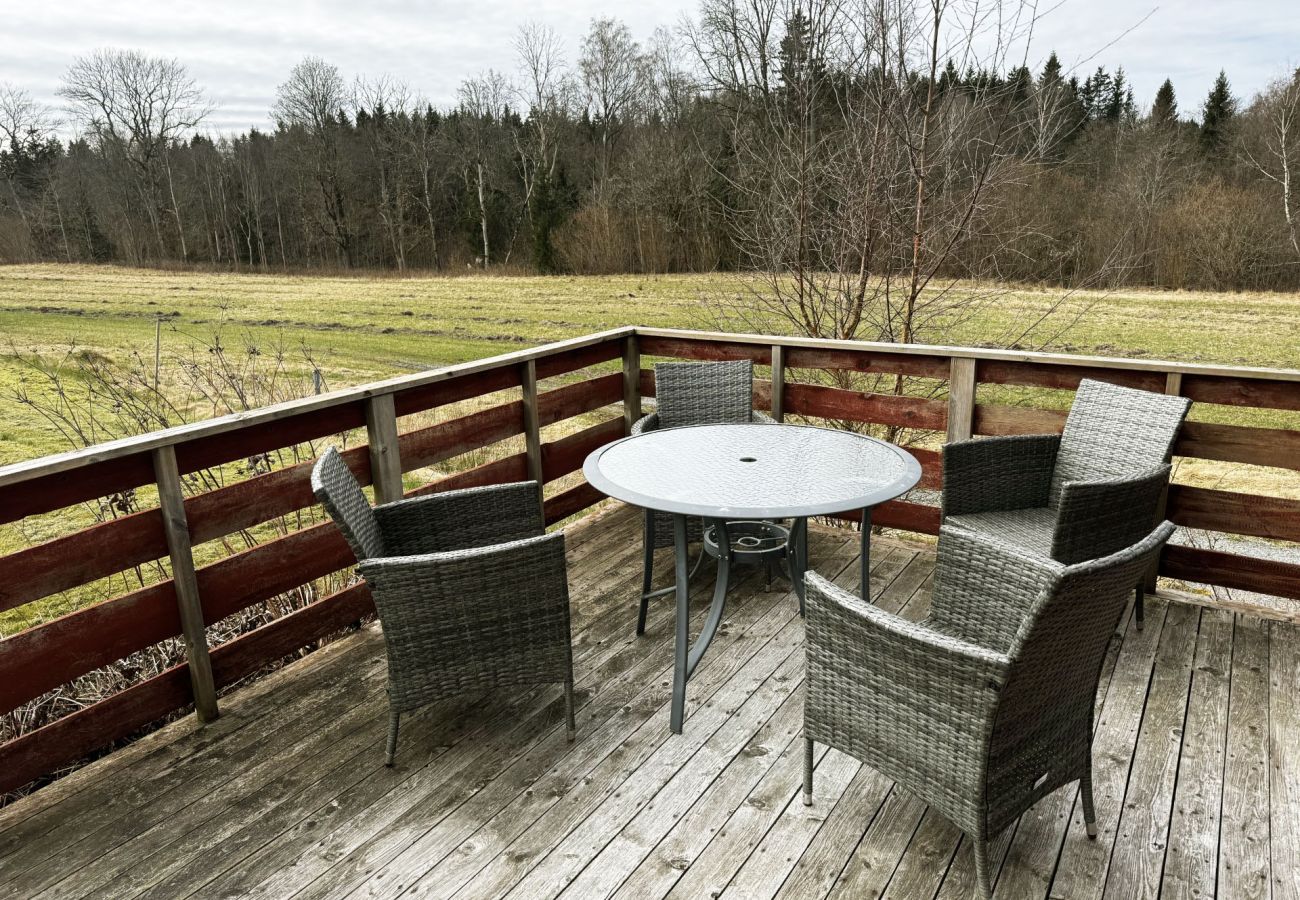 Ferienhaus in Mellerud - Gemütliche Wildniswohnung in Mellerud  |SE17015