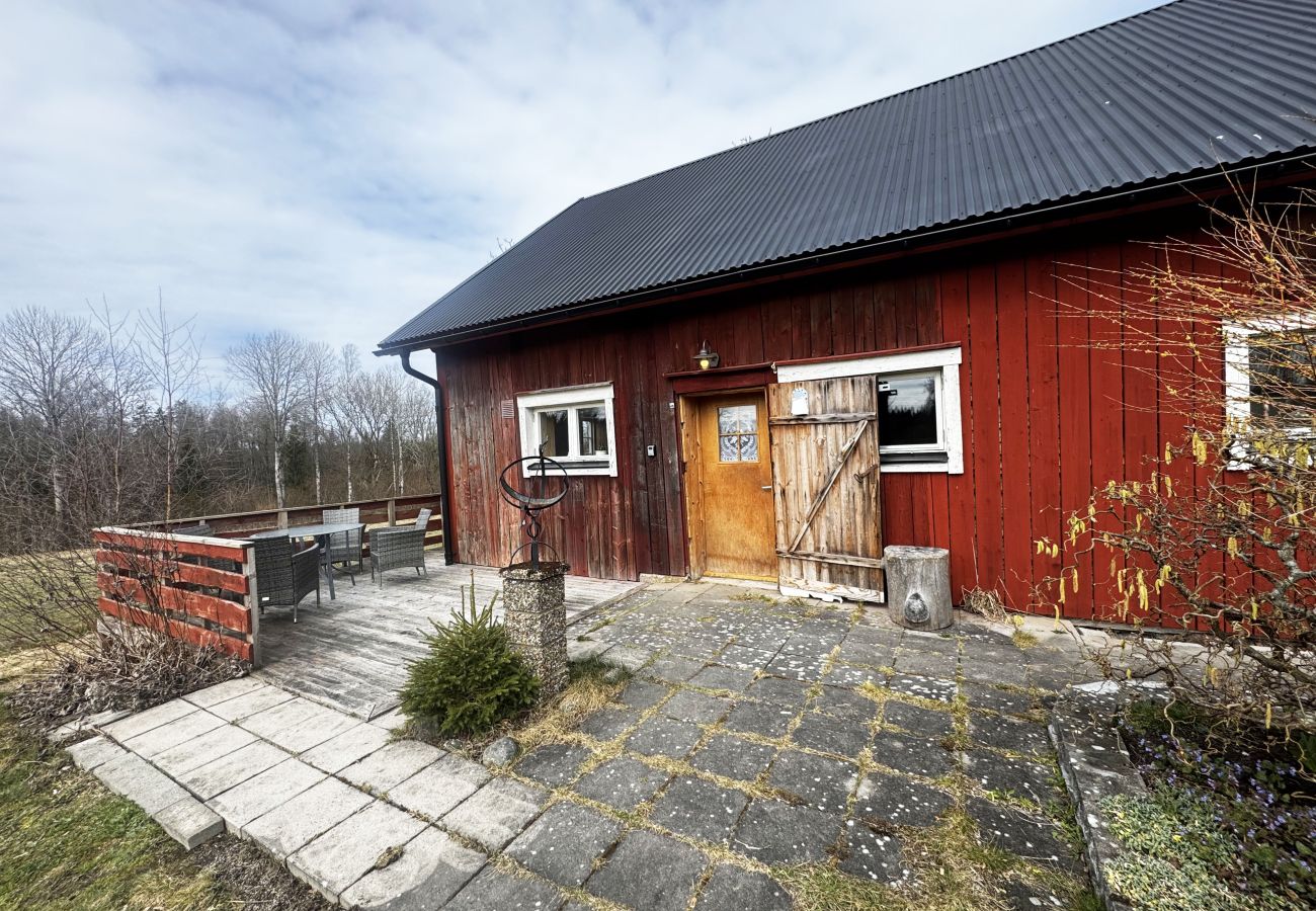 Ferienhaus in Mellerud - Gemütliche Wildniswohnung in Mellerud  |SE17015