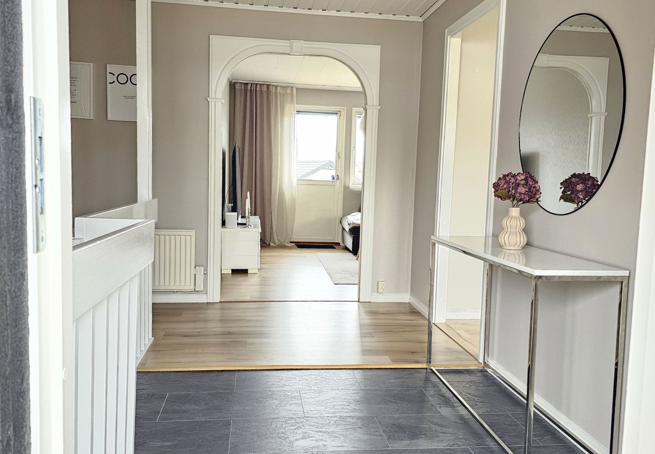 Ferienhaus in Henån - Villa in Henån mit Whirlpool und Sauna | SE09119