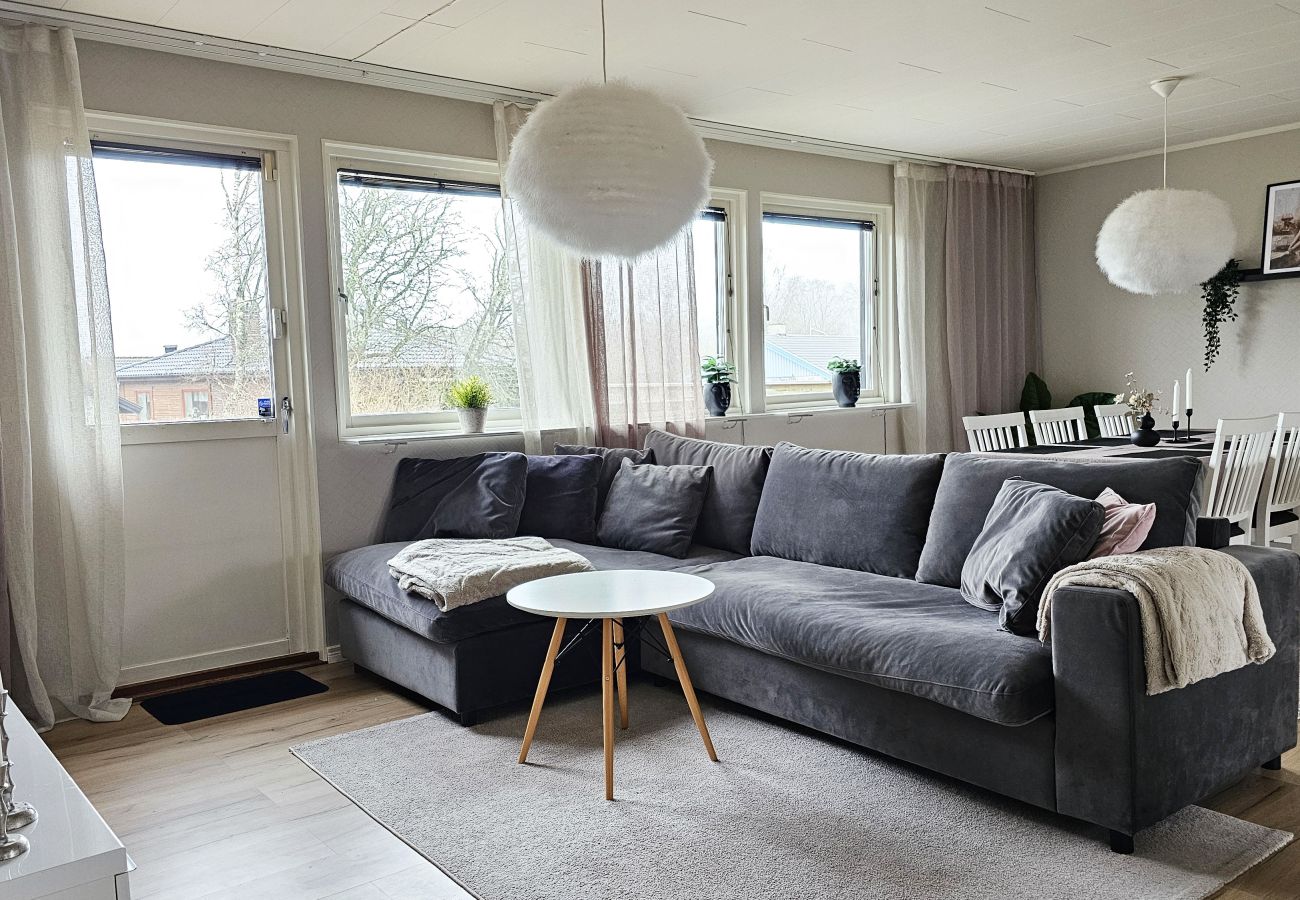 Ferienhaus in Henån - Villa in Henån mit Whirlpool und Sauna | SE09119