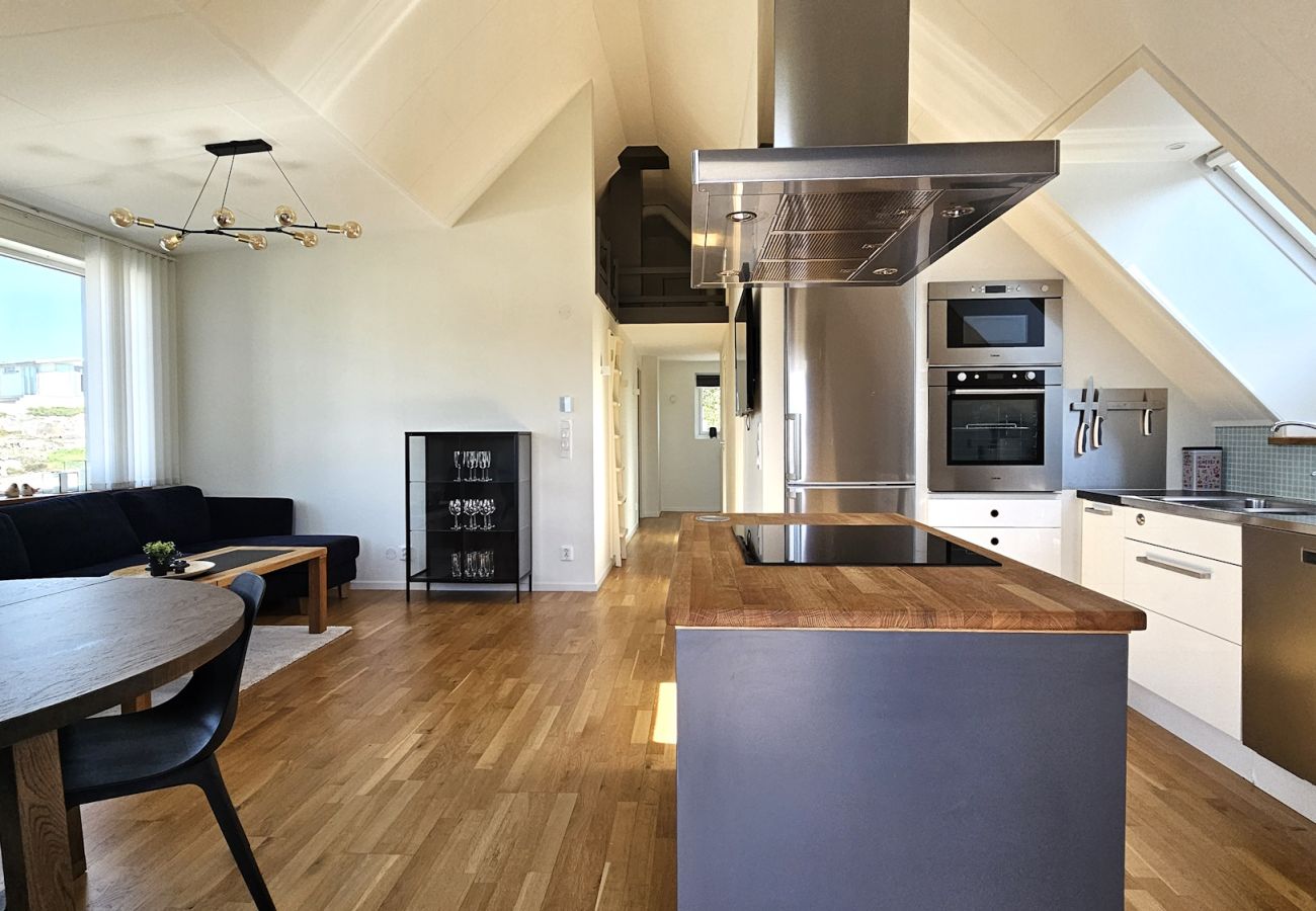Ferienhaus in Varekil - Feriendomizil am Meer auf Rossön, Orust | SE09126