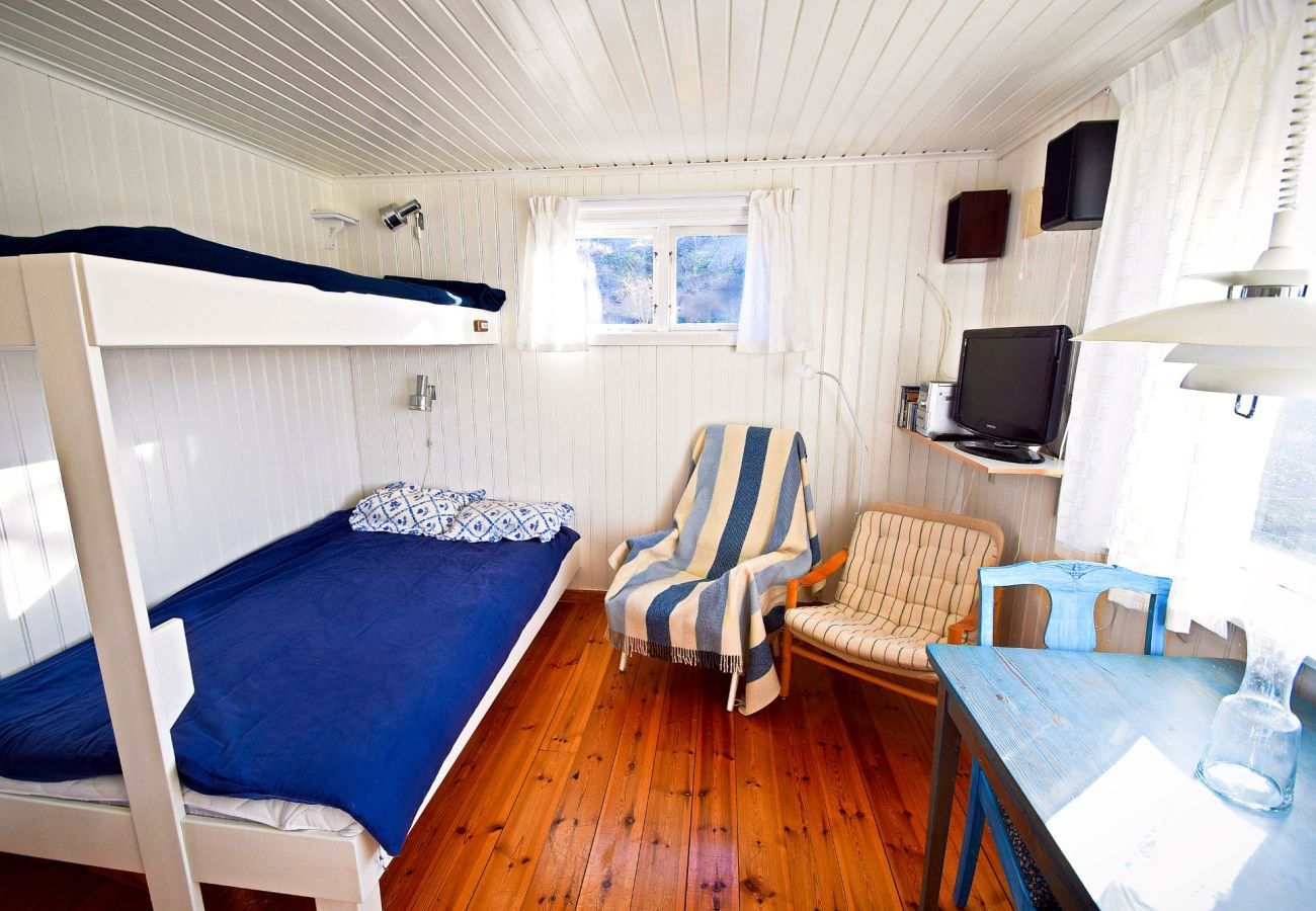 Ferienhaus in Hälleviksstrand - Zwei charmante rote Ferienhäuser in Hälleviksstrand | SE09133