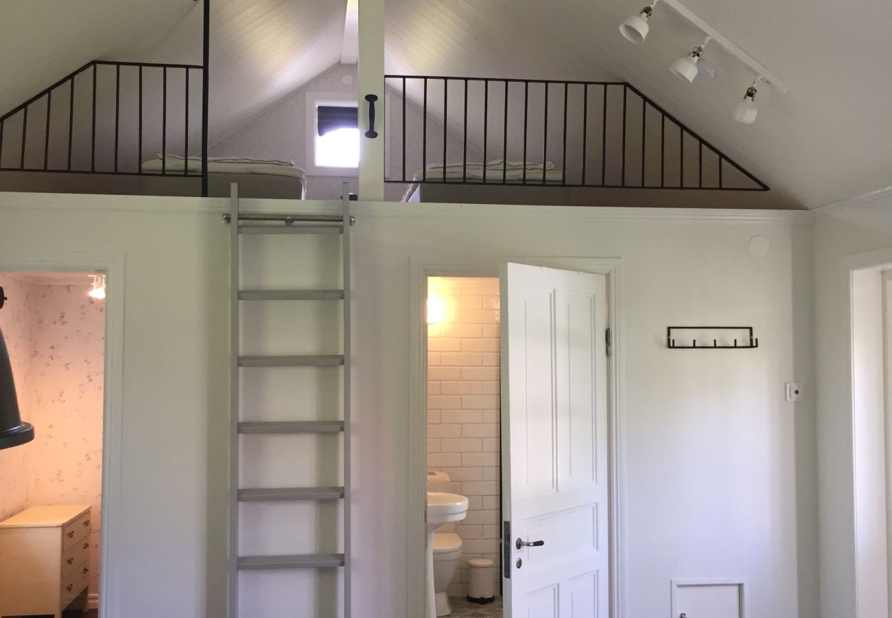 Ferienhaus in Höviksnäs - Charmantes Ferienhaus in Höviksnäs, nur 500 m vom Meer entfernt | SE09116