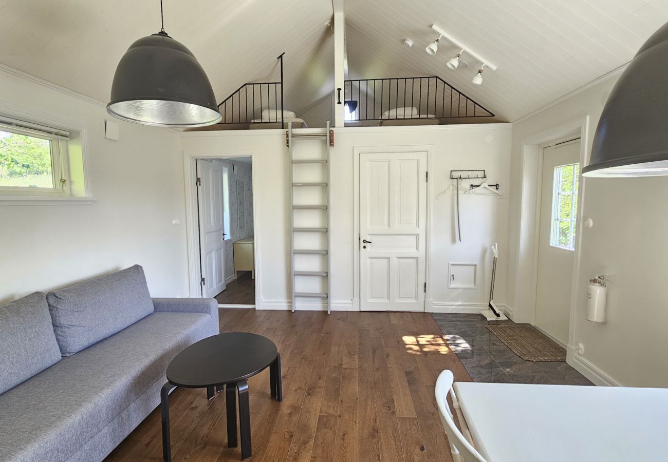 Ferienhaus in Höviksnäs - Charmantes Ferienhaus in Höviksnäs, nur 500 m vom Meer entfernt | SE09116