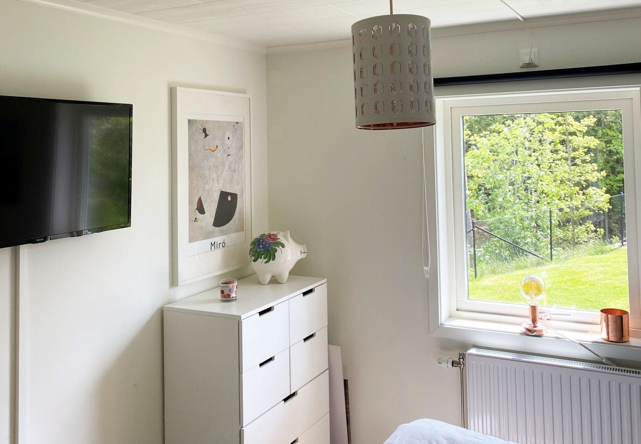 Ferienhaus in Varekil - Gepflegtes Ferienhaus mit Sauna, Billardtisch und 650 m zum Strand | SE09135