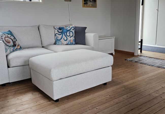 Ferienhaus in Skärhamn - Gemütliche Unterkunft umgeben von Bergen, nur 450 m vom Meer | SE09117 Ferienhaus in Skärhamn - Gemütliche Unterkunft umgeben von Bergen, nur 450 m vom Meer | SE09117