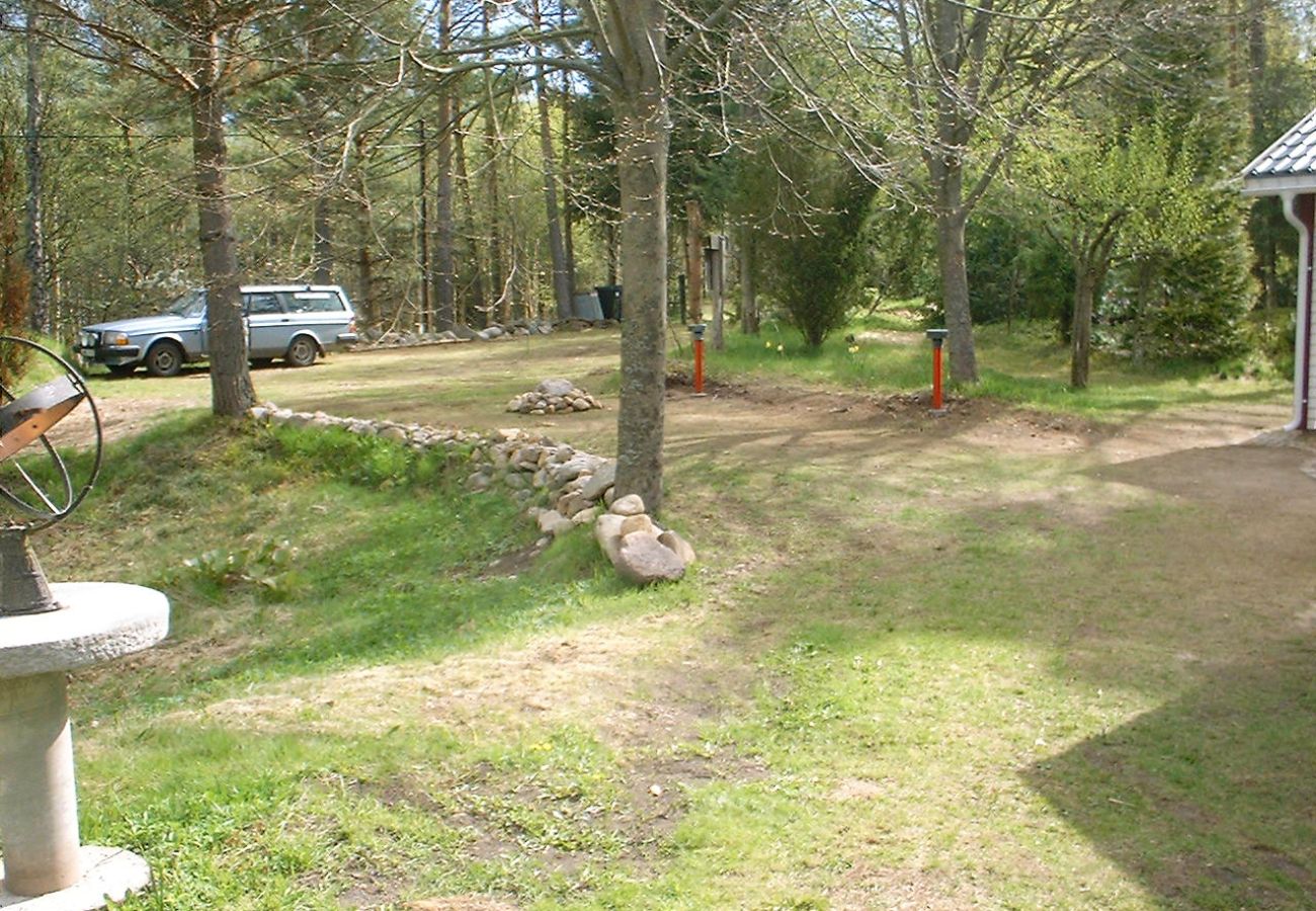 Ferienhaus in Västra Torup - Traumhaus am Wasser – mit eigenem Boot, Kaminofen und großzügigen Terrassen |SE01080