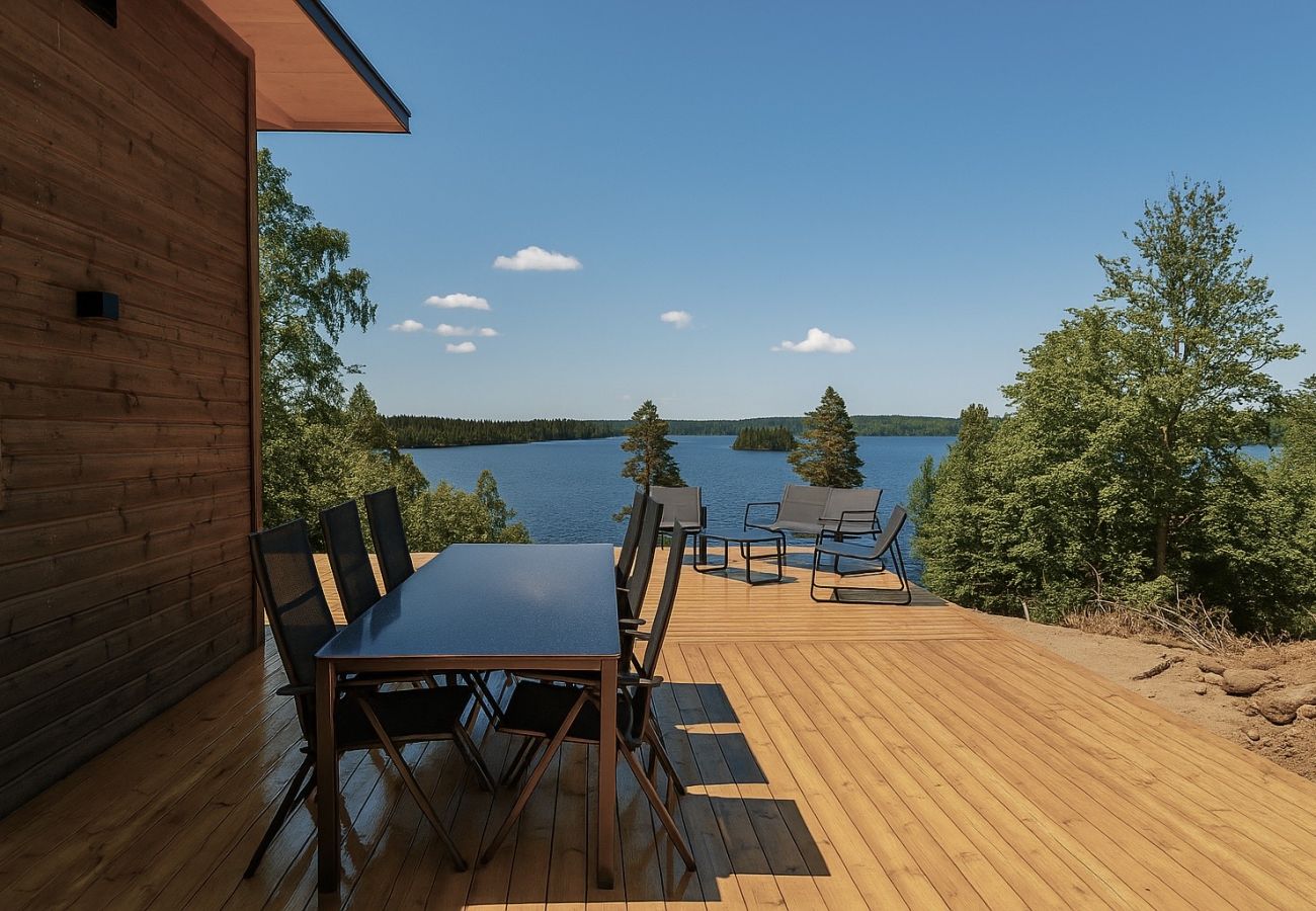 Ferienhaus in Lönashult - Ferienhaus mit Sauna und Seeblick im malerischen Lönashult | SE06090