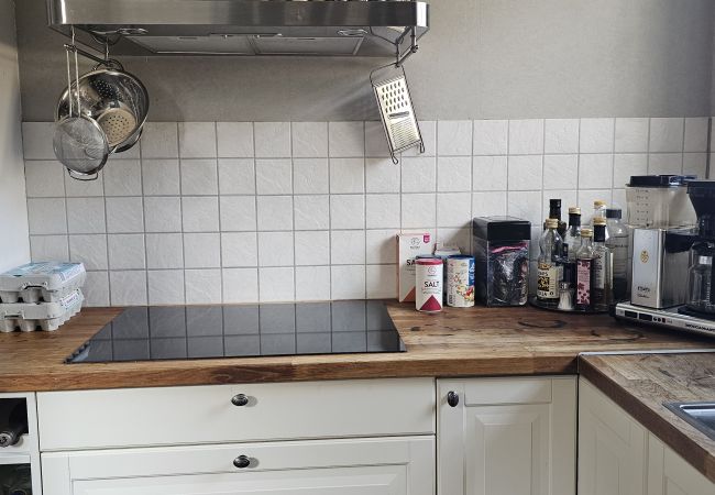 Ferienhaus in Munkedal - Blockhaus mit Pool, Sauna und Boot beim Schloss Torreby | SE09080 Ferienhaus in Munkedal - Blockhaus mit Pool, Sauna und Boot beim Schloss Torreby | SE09080