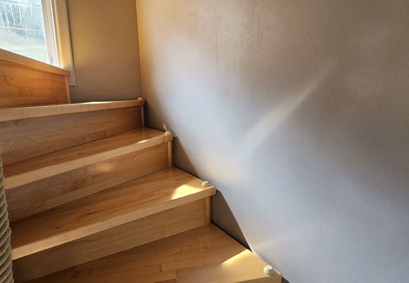 Ferienhaus in Munkedal - Blockhaus mit Pool, Sauna und Boot beim Schloss Torreby | SE09080