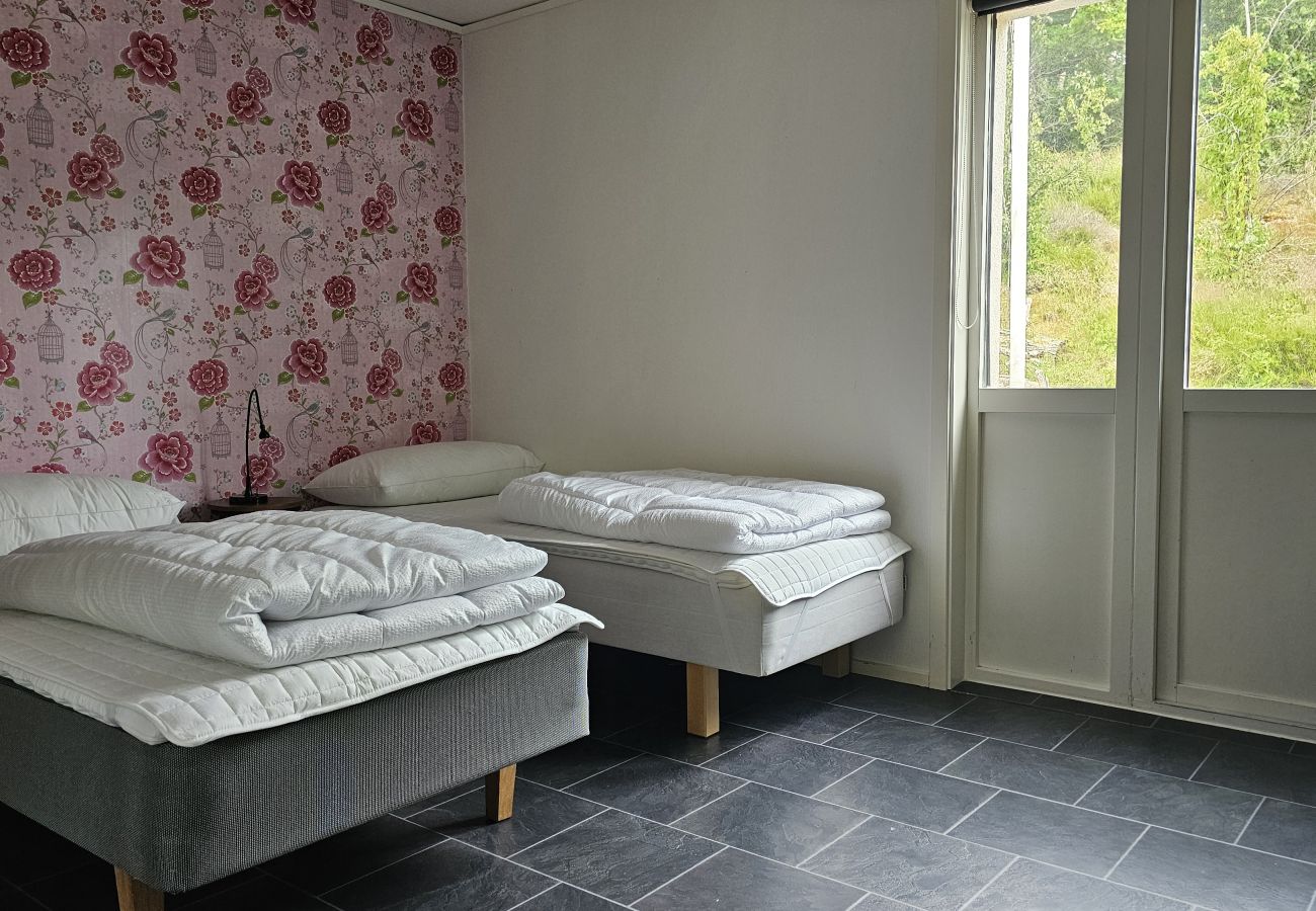 Ferienhaus in Svanesund - Großes Haus mit Sauna, Spielplatz und strandnah in Svanesund | SE09140