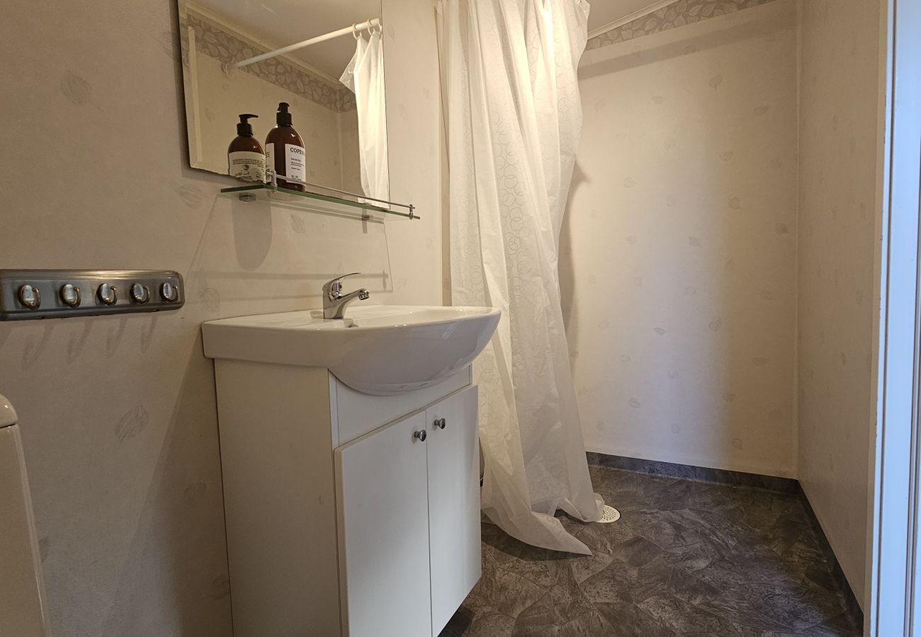 Landhaus in Klövedal - Ferienhaus nahe Meer, Kunst & Fischerdörfern auf Tjörn | SE09143