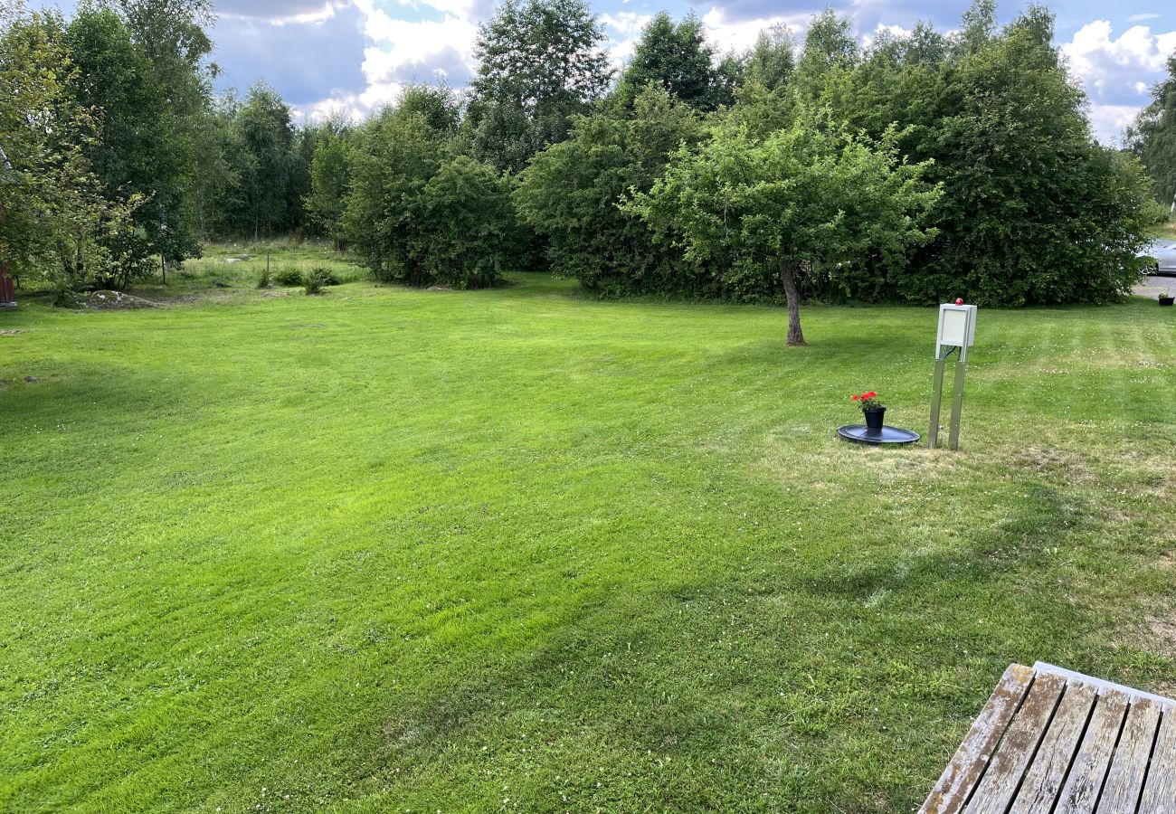 Villa in Vimmerby - Charmantes rotes Ferienhaus am Golfplatz – in der Nähe von Vimmerby und Astrid Lindgrens Welt | SE05090