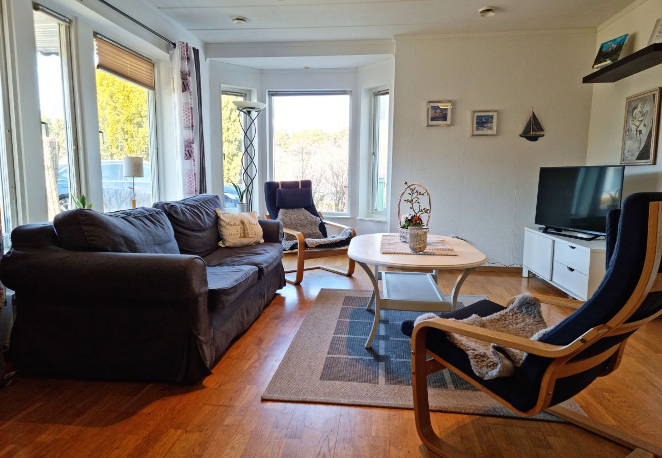 Ferienhaus in Varekil - Schöne Wohnung, perfekt um Tjörn und Orust zu erkunden | SE09153