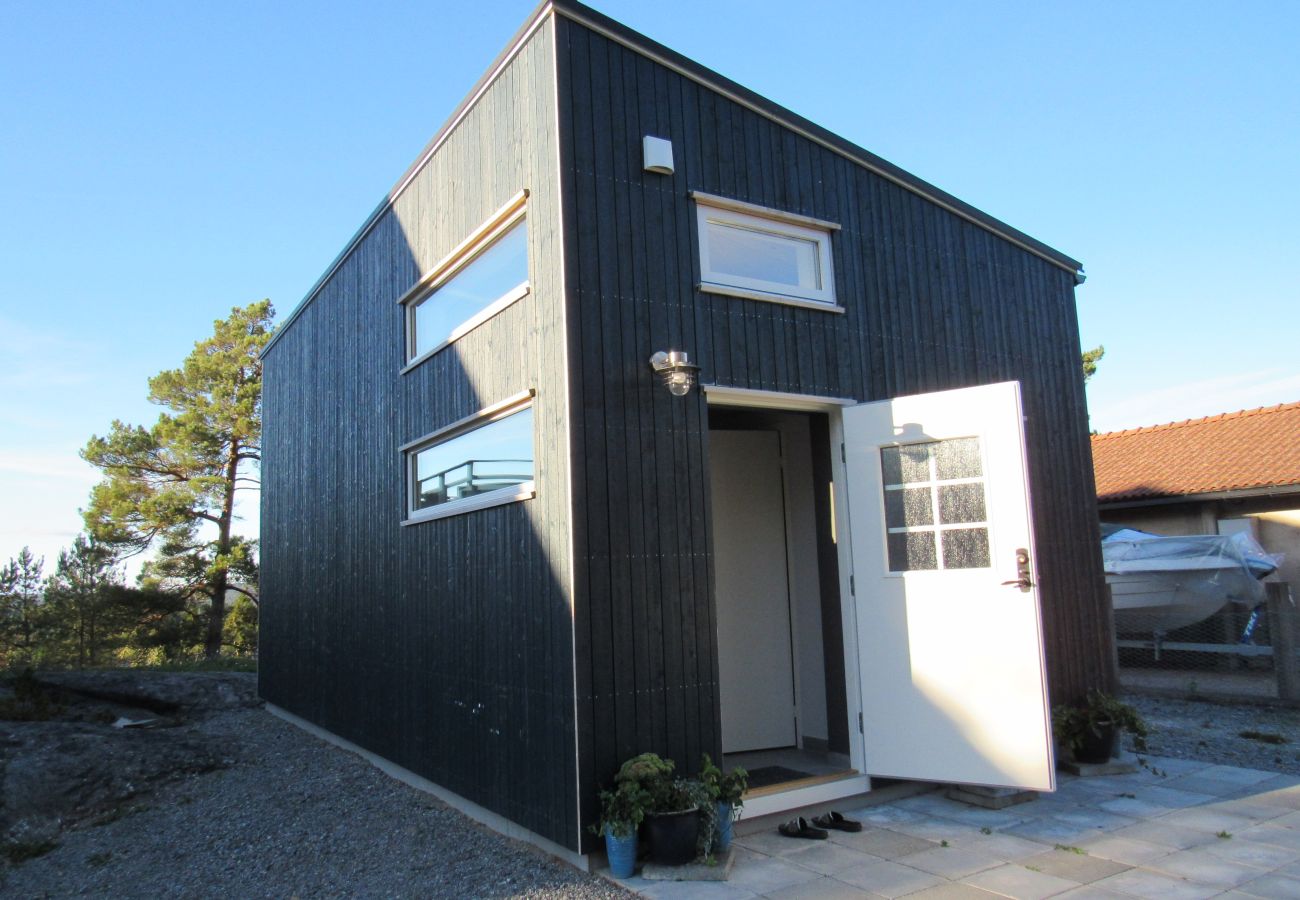 Landhaus in Henån - Neu erbautes Ferienhaus in Meeres- und Naturnähe in Henån | SE09152