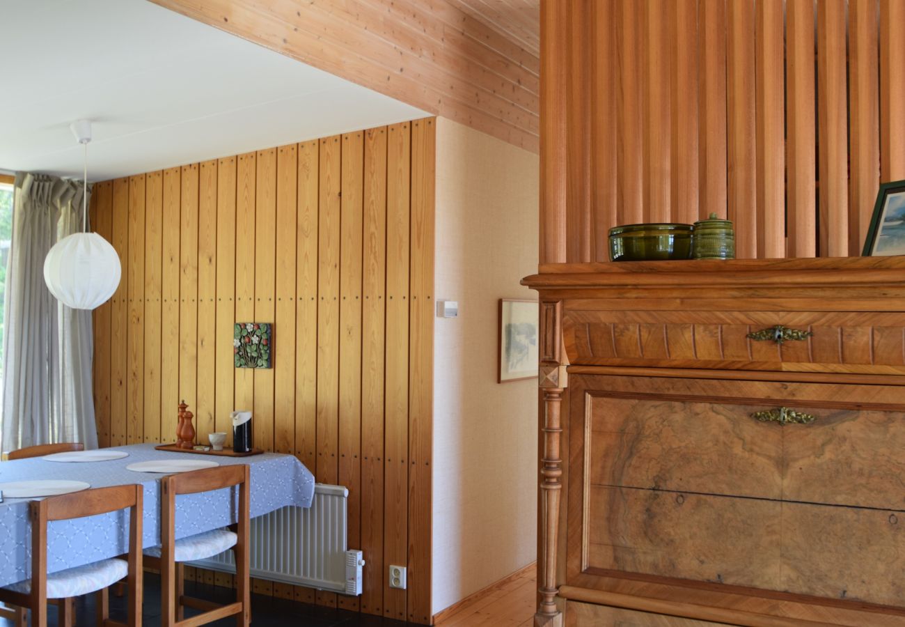 Ferienhaus in Stenungsund - Architektenhaus mit Naturgrundstück in Meeresnähe | SE09157