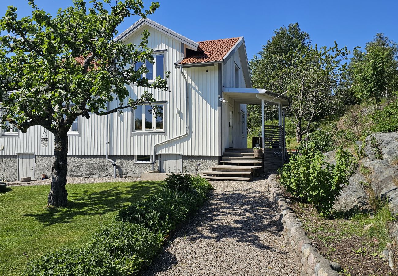Ferienhaus in Uddevalla - Charmantes Haus nahe Lysekil & Skaftö | SE09160