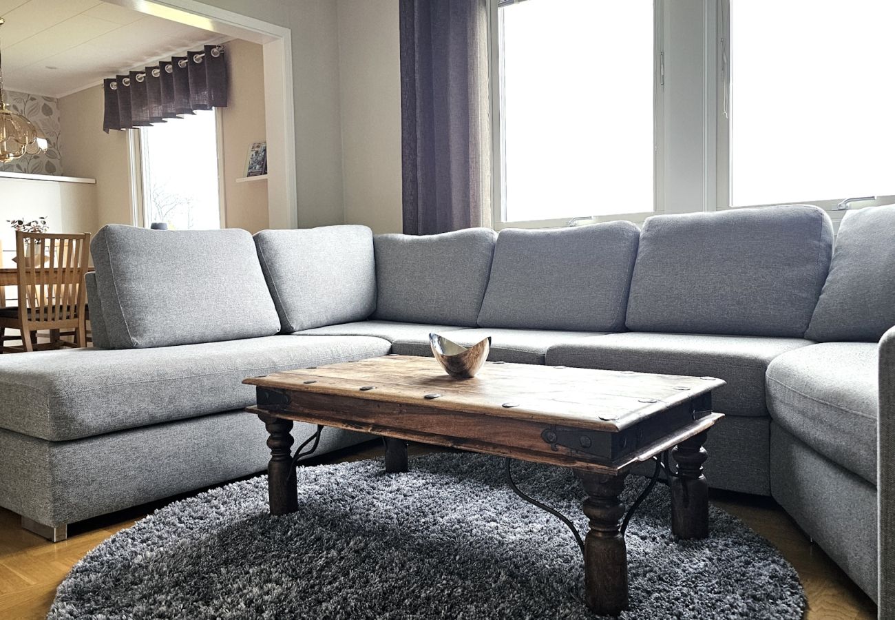 Ferienhaus in Stillingsön - Private Ferienoase mit traumhafter Aussicht & eigenem Steg | SE09154