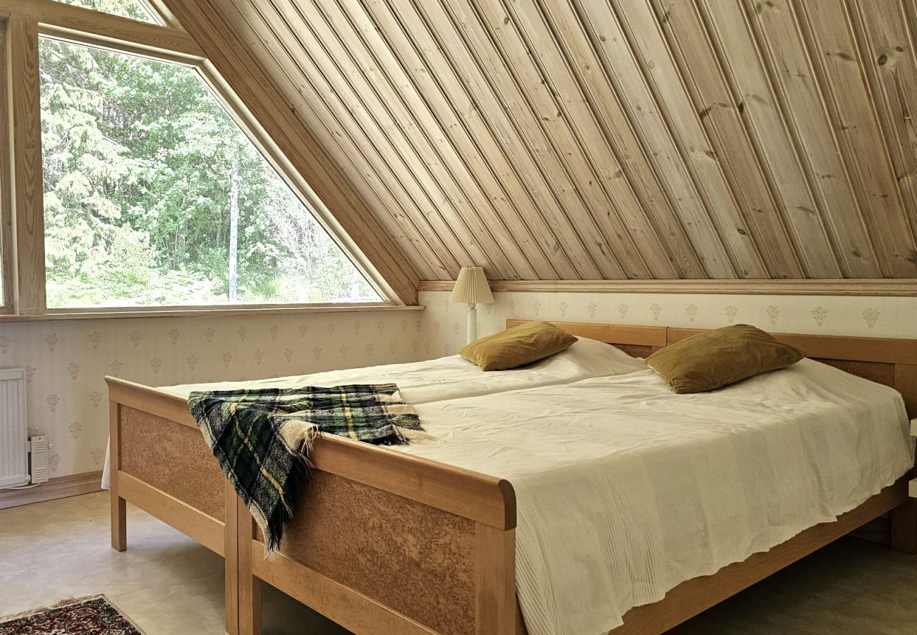 Ferienhaus in Henån - Sonniges und Ruhiges Ferienhaus in Wald- und Meeresnähe | SE09158