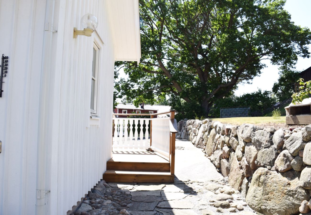 Ferienhaus in Myggenäs - Villa mit Meerblick & fußläufiger Entfernung zum Baden | SE09161