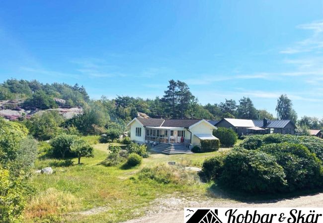 Ferienhaus in Kållekärr - Ferienhaus mit Wintergarten in Strandnähe | SE09159