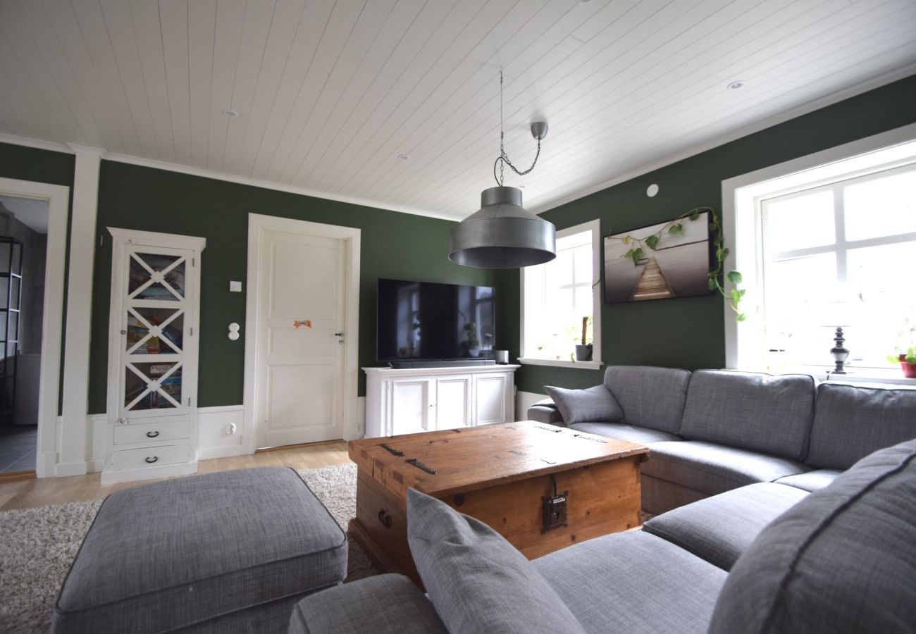 Villa in Henån - Neubau nahe Meer und Badeplatz | SE09166