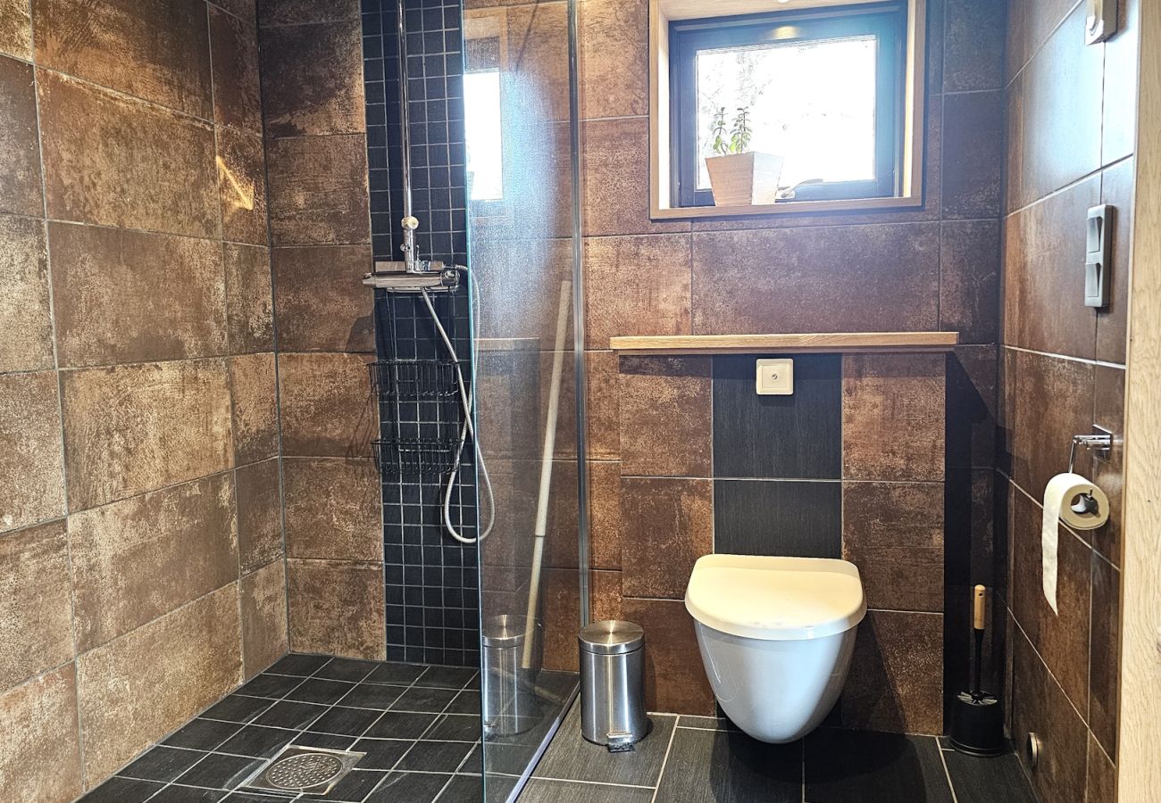 Villa in Varekil - Villa mit Pool und Meerblick auf Orust | SE09168