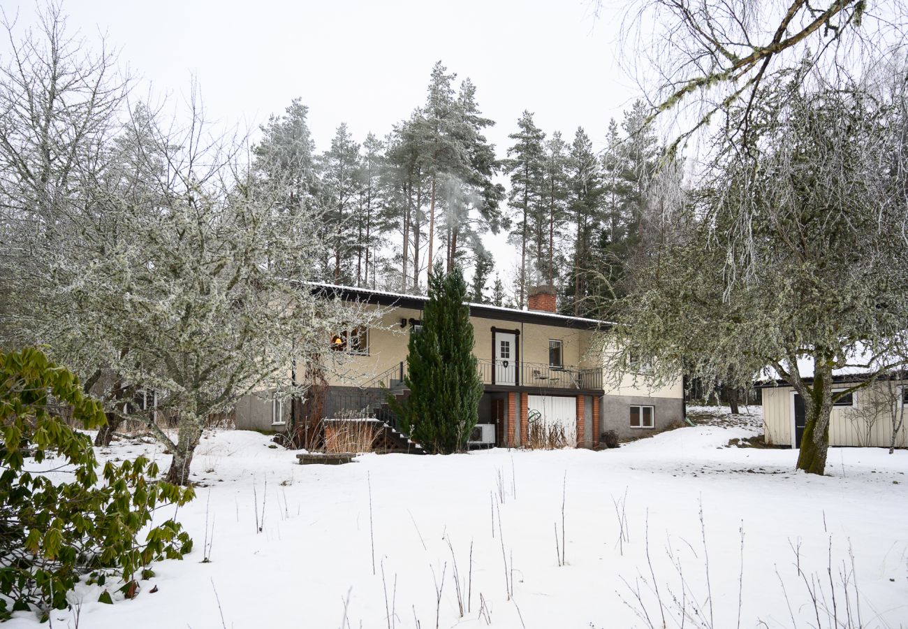 Ferienhaus in Åseda - Ferienhaus mit Seeblick in Åseda |SE06091