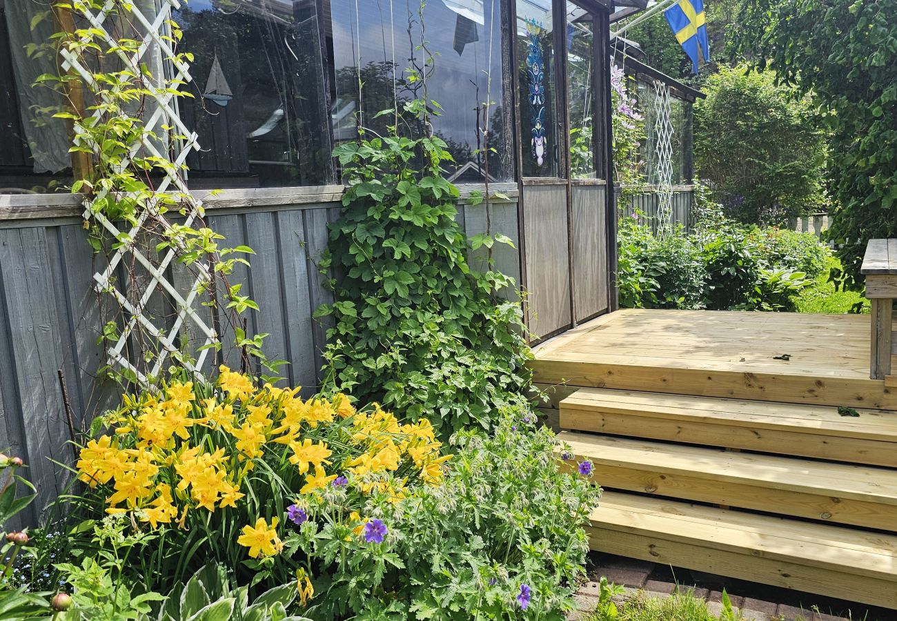 Ferienhaus in Varekil - Geräumiges Haus mit Sauna auf Orust | SE09182