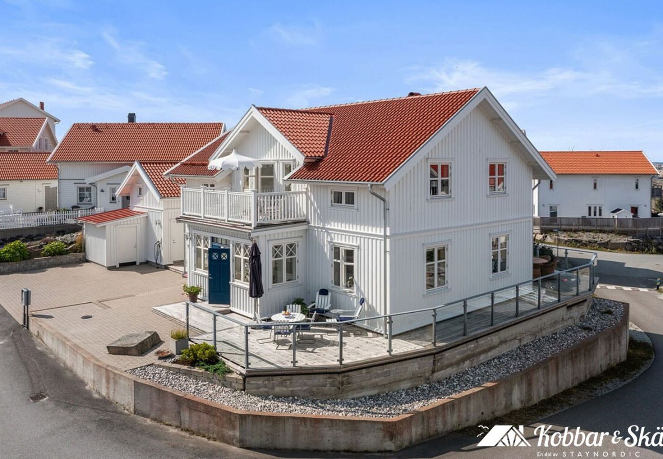 Ferienhaus in Rönnäng - Großes modernes Haus am Meer in Rönnäng | SE09177