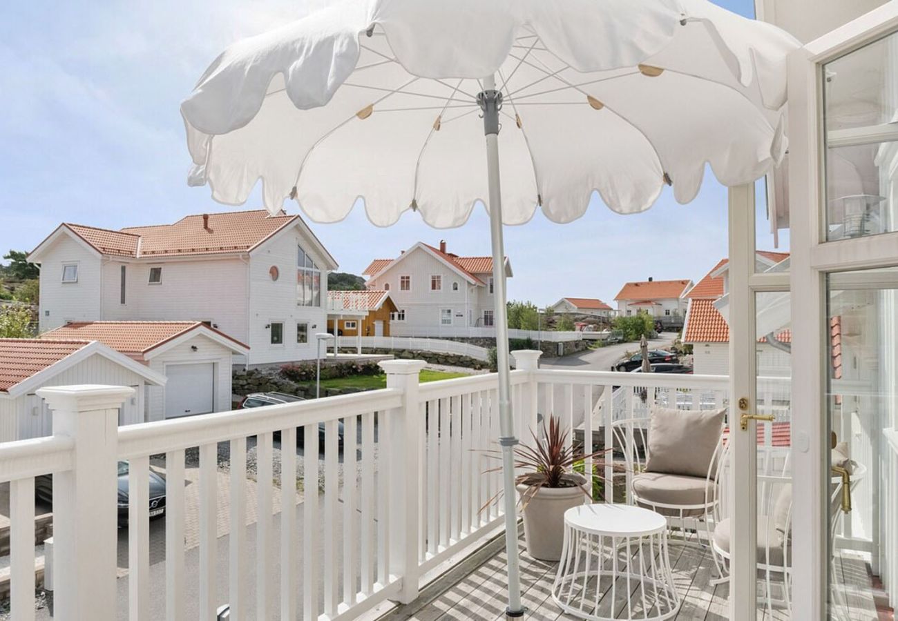 Ferienhaus in Rönnäng - Großes modernes Haus am Meer in Rönnäng | SE09177