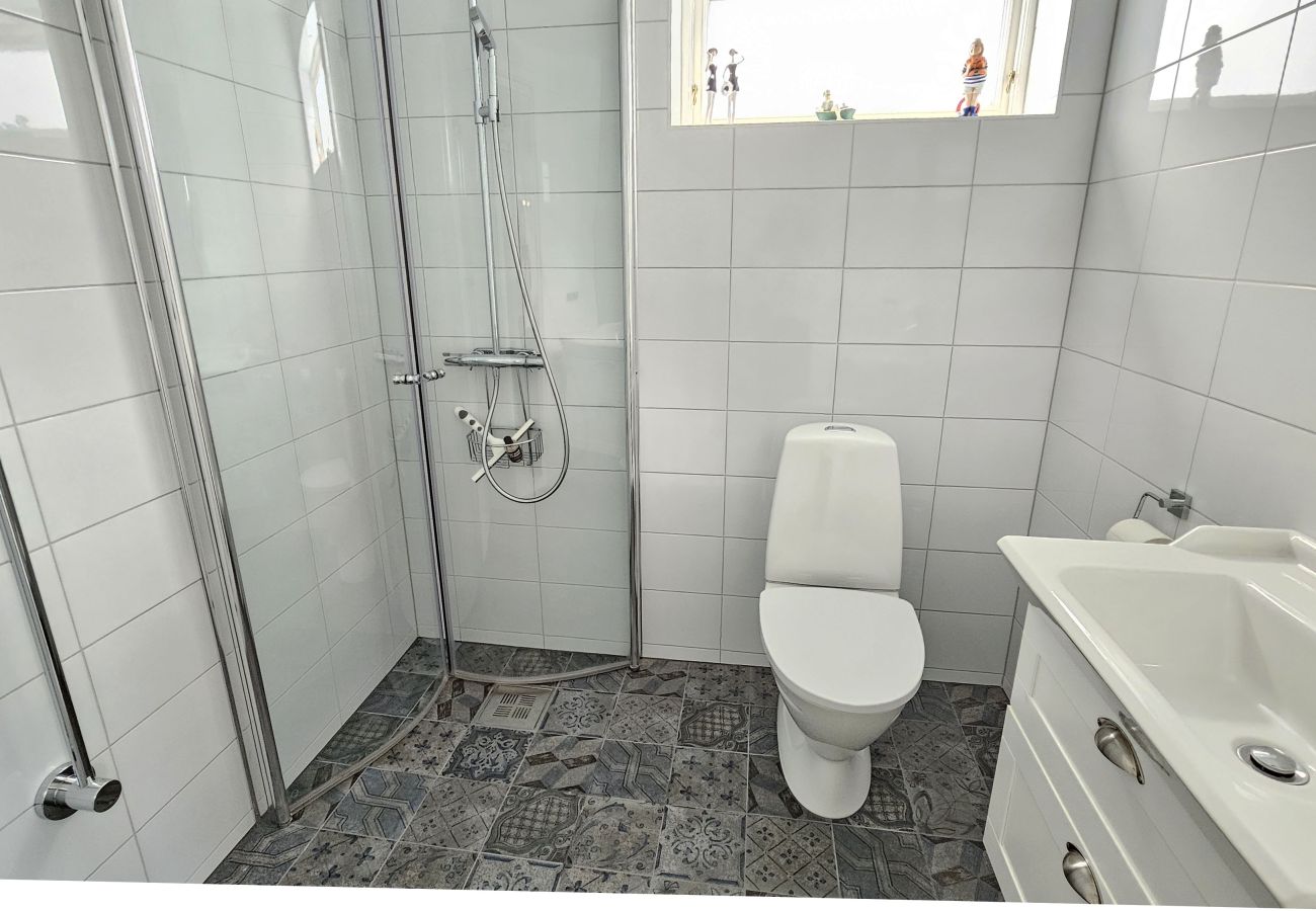 Ferienhaus in Rönnäng - Großes modernes Haus am Meer in Rönnäng | SE09177