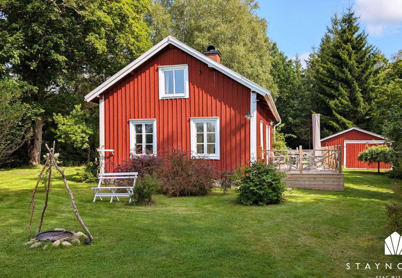 Ferienhaus in Ryssby - Idyllisches und familienfreundliches Ferienhaus in Småland | SE06095