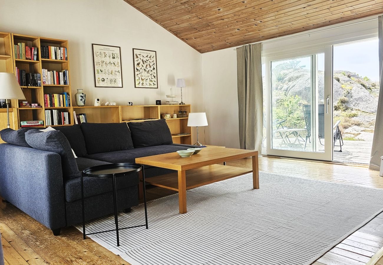 Ferienhaus in Hjälteby - Schärenhaus zwischen den Klippen von Bohuslän | SE09181