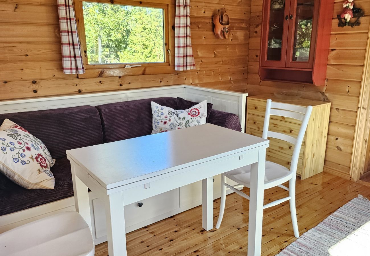 Ferienhaus in Ellös - Charmantes Ferienhaus im idyllischen Ellös auf Orust |SE09186