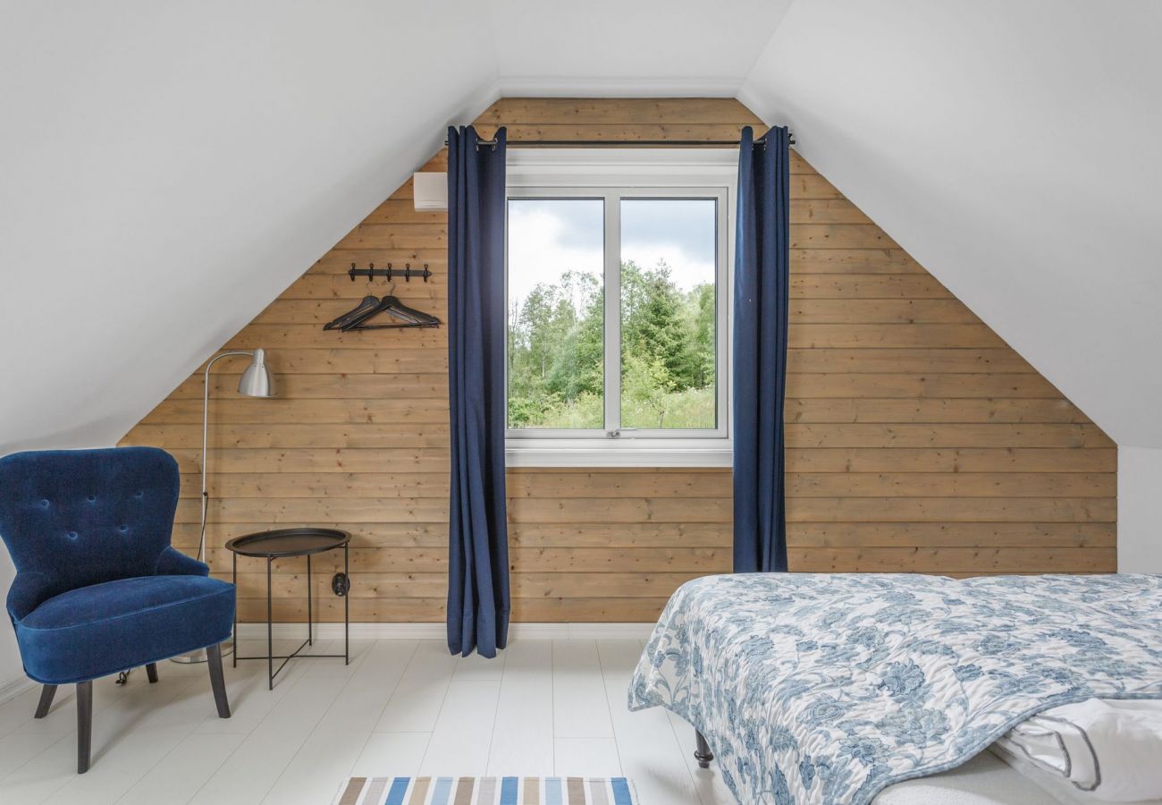 View of bedroom and window